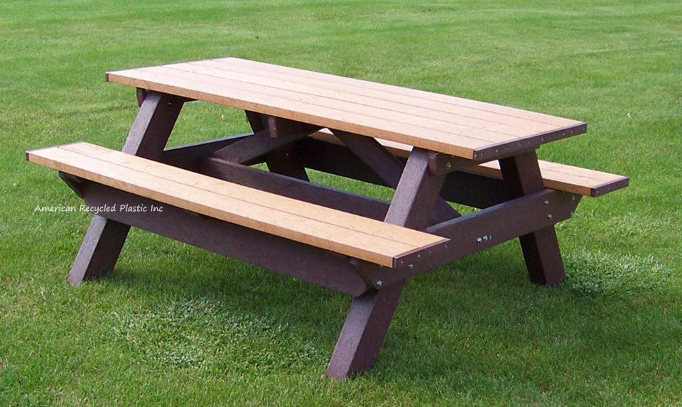 Deluxe Picnic Table Outdoor Patio Furniture at American Recycled Plastic