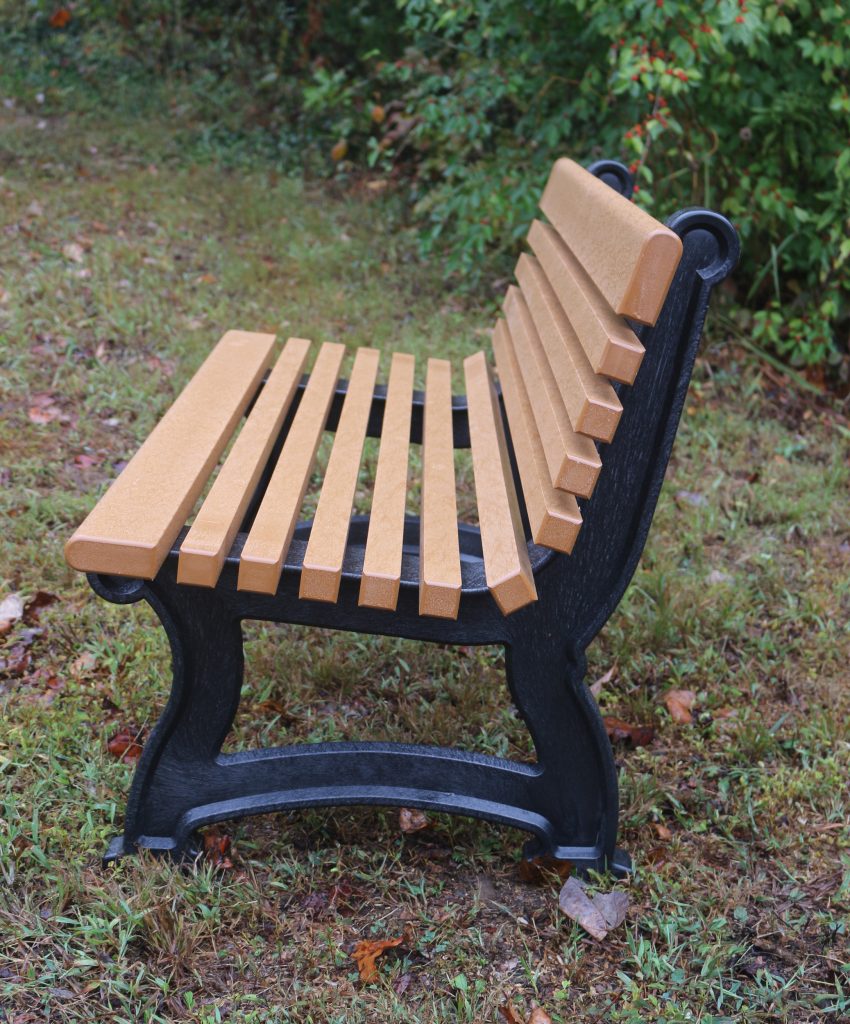 Willow Bench Side View by American Recycled Plastic